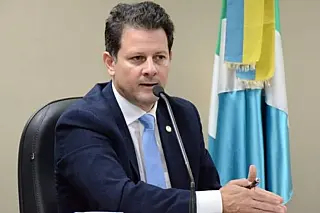 Renato Câmara propõe medidas para reduzir a crise econômica