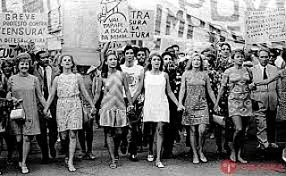 No Dia da Mulher, o principal clamor é contra violência de gênero