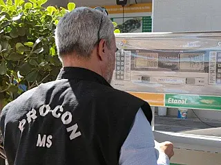Procon-MS notifica 16 postos no interior por preços abusivos