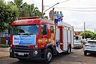 Medalhista aparecidense sai em carreata na cidade após vencer Olimpíadas Especiais das APAES com Aux