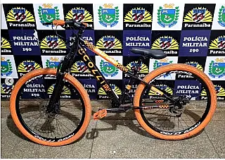 Polícia Militar recupera bicicleta e conduz suspeita em Paranaíba