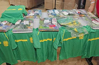 Com investimento de R$ 17,6 milhões, Governo do Estado entrega kits e uniformes escolares
