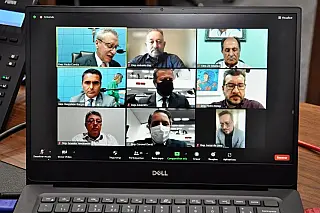 Deputados debatem processo seletivo para convocados da Rede Estadual de Ensino .