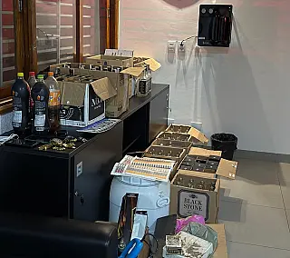 Homem falsificava bebidas e lucrava R$ 20 mil por semana em Campo Grande