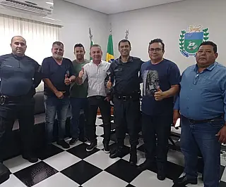 Comando do 13° BPM recebe visita de lideranças da ACS de Paranaíba
