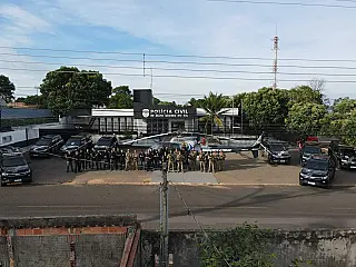 Operação da Polícia Civil prende dois e mira facção criminosa em Coxim