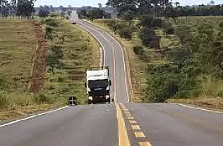 Lei em MS exige acostamento nas rodovias estaduais