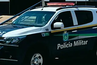Adolescente é apreendido com drogas, balança de precisão e moto usada no tráfico em Paranaíba