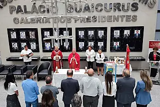 ALEMS sedia Missa do Divino Espírito Santo com Giro da Bandeira