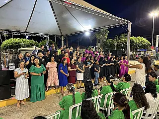 Igrejas evangélicas promovem noite de louvor no "Nosso Natal 2024