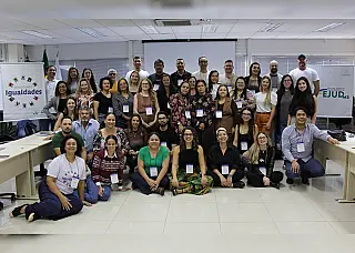 TJMS promove formação para facilitadores de grupos reflexivos contra violência doméstica