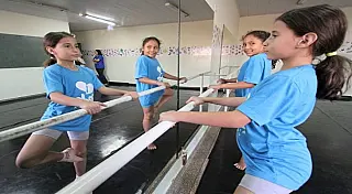 Matrículas para oficinas do Rede Solidária estão abertas para crianças, adolescentes e adultos