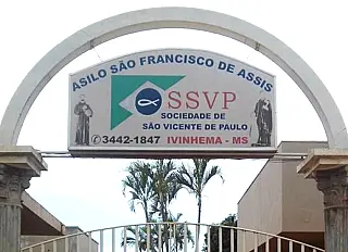 Lar do Idoso de Ivinhema, distribuindo amor e carinho há anos.