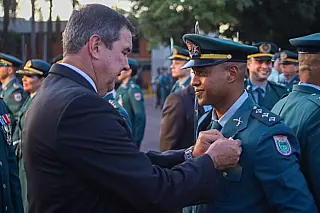 Medalha Tiradentes homenageia 134 pessoas em cerimônia da Polícia Militar