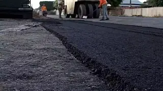 Por R$ 4,45 milhões, Paranaíba renova aluguel de maquinário para pavimentação asfáltica