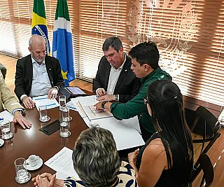 Governador recebe cinco municípios nesta quinta-feira para definir novos investimentos