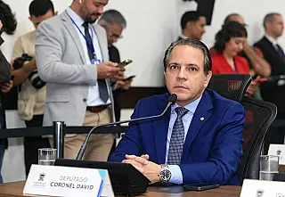 Projeto de Coronel David contra invasões segue para sanção