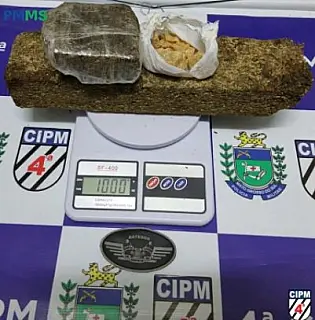 Traficante tenta fugir mas é preso com maconha, crack e dinheiro em Chapadão do Sul-MS.