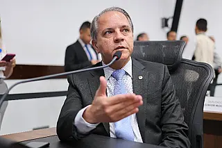 Coronel David solicita visita técnica para solucionar problemas no Hospital Regional
