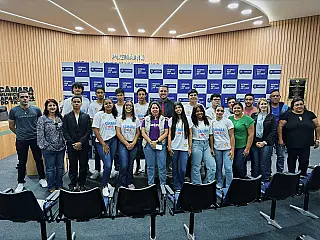 Delegados do "Câmara Vai à Escola" realizam visita técnica em Campo Grande