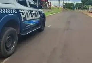 Polícia Militar intervém em tumulto em bar e apreende adolescentes por direção perigosa e embriaguez