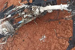 Homem não identificado é encontrado carbonizado ao lado de moto na fronteira
