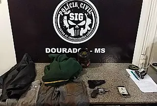 Jovens que tentaram aplicar golpe do 'falso frete' e balearam motorista são apreendidos