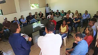 Prefeitura realiza reunião com comerciantes com intuito de orientar para prevenção