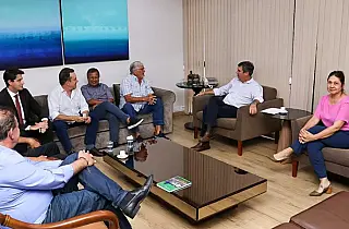 Governador discute com a bancada do PT políticas de cidadania e agricultura familiar