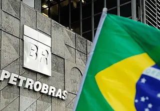 Sindicatos dividem-se sobre nova política de preços do diesel da Petrobras