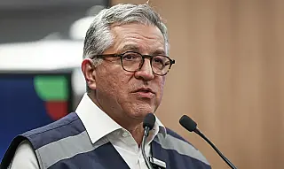 Governo anuncia compra emergencial de 150 mil antídotos contra intoxicação por metanol