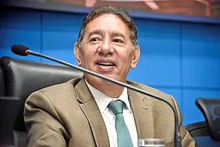Gerson Claro defende mudança de mentalidade no combate à violência contra a mulher