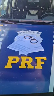 PRF cumpre mandado de prisão em Ivinhema