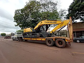 Prefeitura recebe Escavadeira Hidráulica para renovar frota da Infraestrutura