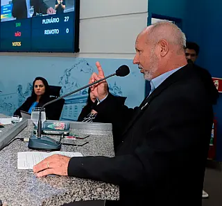 Importância do cooperativismo para sociedade foi enfatizada na Tribuna da Câmara