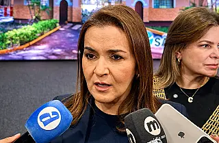 Adriane propõe parcelar dívida bilionária com previdência municipal