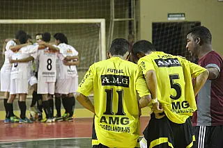 Quartas-de-final: AMG pega equipe da Capital em casa