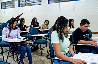 Abertas as inscrições para programa que paga salário para estudantes