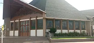 COVID-19: Prorrogada a quarentena e permitida abertura de templos religiosos