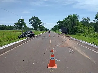 Médico morre após colidir com caminhão em rodovia de MS
