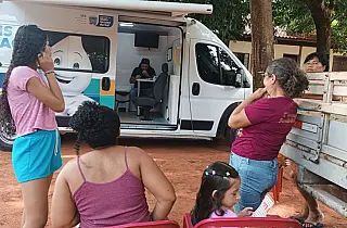 Unidades móveis de vacinação ampliam atendimento em áreas remotas