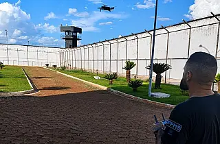 Penitenciária de Dourados usa drones para reforçar combate à entrada de materiais ilícitos