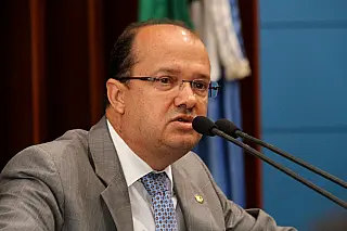 Barbosinha quer revisão monetária na tabela de licitações em MS