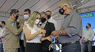 Novas viaturas aumentam sensação de segurança nas ruas, avaliam prefeitos