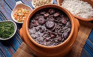 Solidariedade em sabor: Albergue Noturno realiza feijoada beneficente em julho