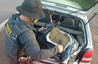 Três homens que seguiam para Rondonópolis foram presos pelo DOF durante a Operação Hórus
