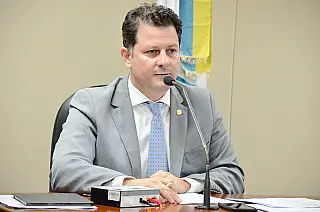 Medidas para levar comida aos mais pobres, por Renato Câmara.