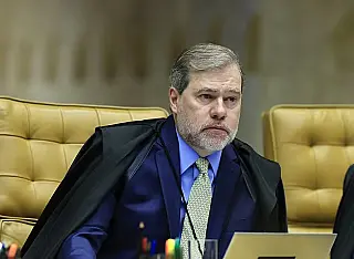 STF derruba alíquota de 25% do IR sobre aposentadorias recebidas no exterior