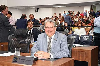 Evander Vendramini tem dois projetos de lei aprovados