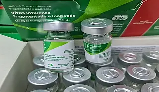 Idosos e profissionais de saúde são os primeiros a serem vacinados contra a Influenza em MS